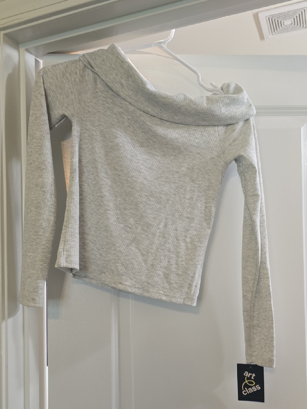 Art Class Heather Gray Off-Shoulder Ribbed Top